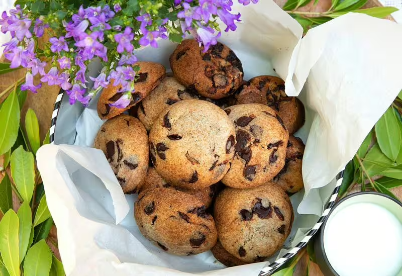 Chocolate chip cookies