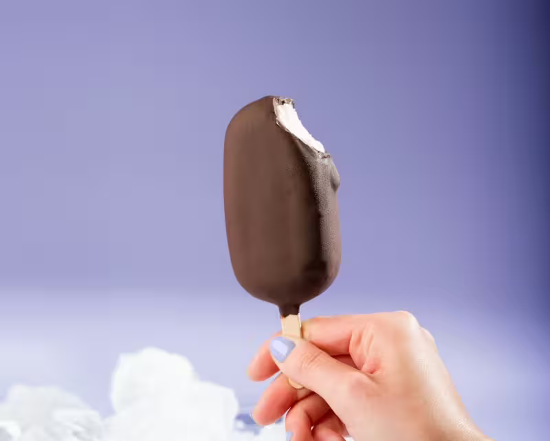 Ice pops with chocolate coating