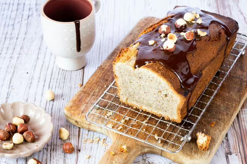 Fluffy nut cake with chocolate